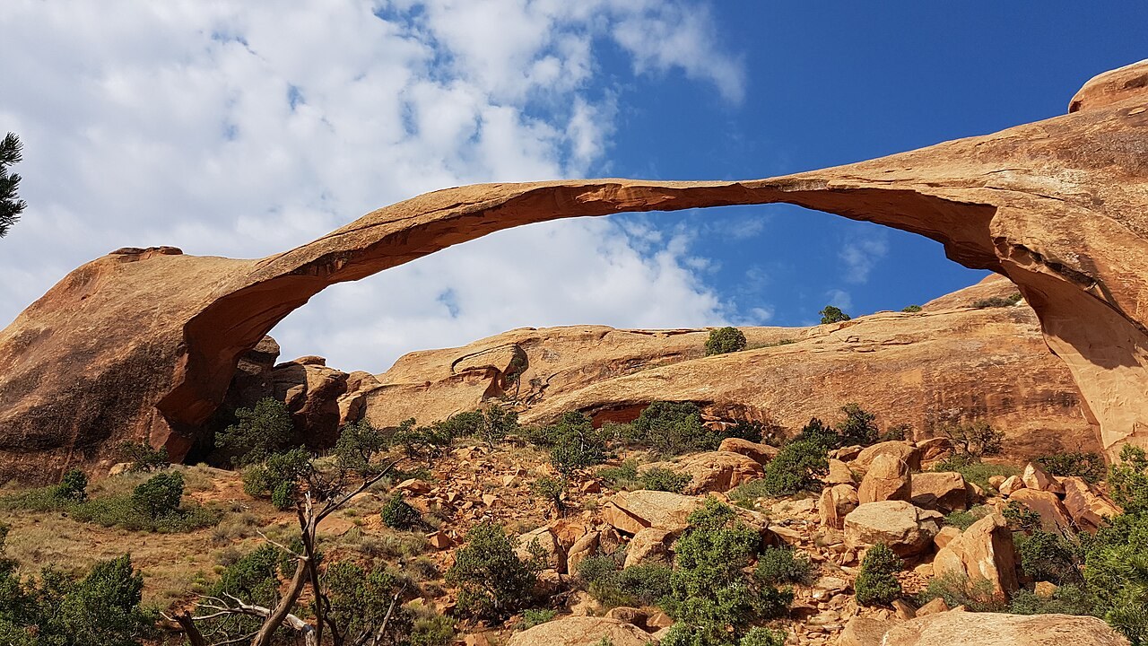 Regional scenery in Utah; not a campground photo
